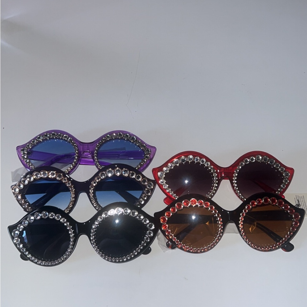 Stylish Rhinestone-Embellished Sunglasses Set